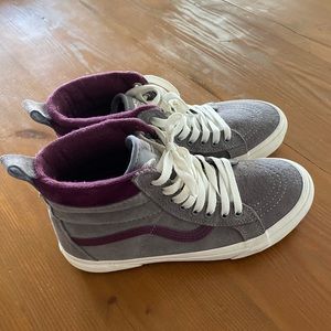 Vans high top sneakers! Grey suede purple details